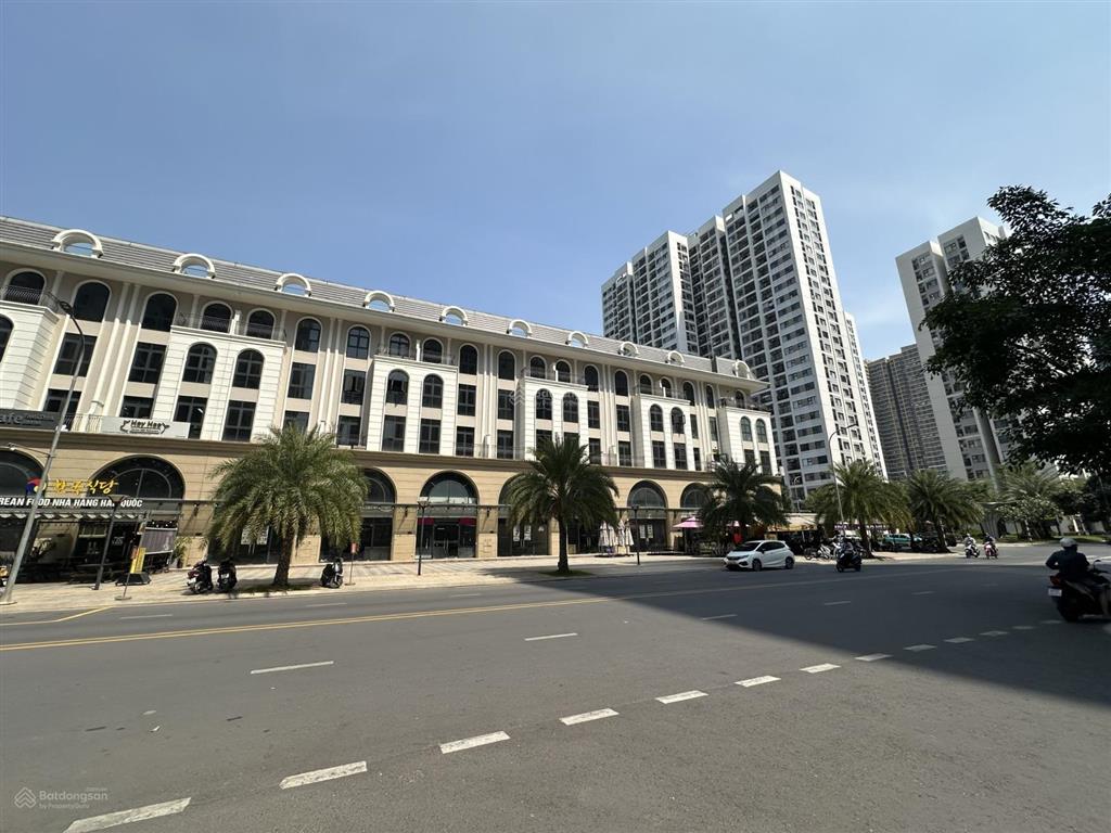 Cho thuê nhà phố thương mại vinhomes grand park giá từ 31 triệu/tháng
