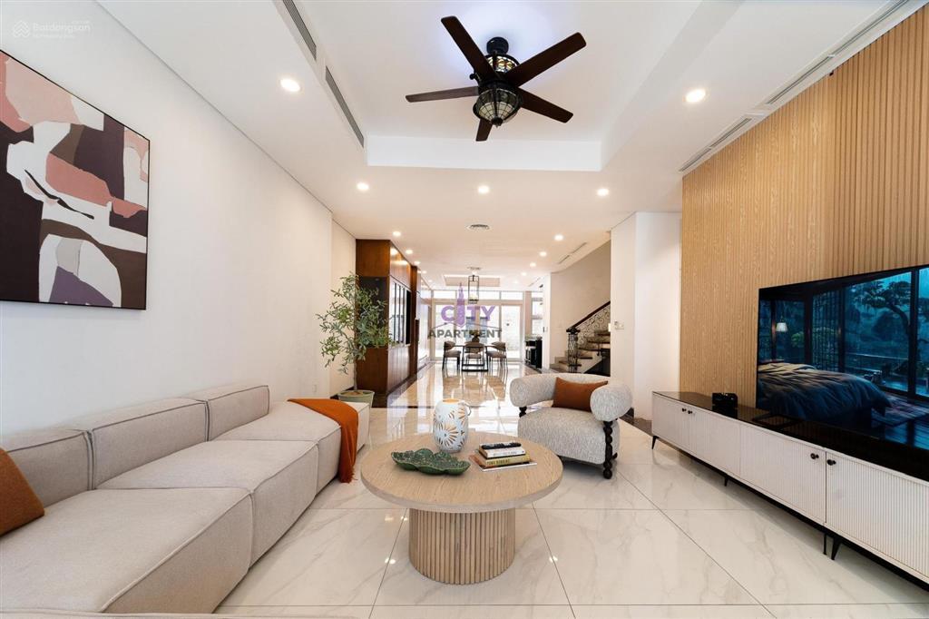 Cho thuê biệt thự saigon pearl ven sông đường d8 | không gian sống đẳng cấp giữa lòng thành phố