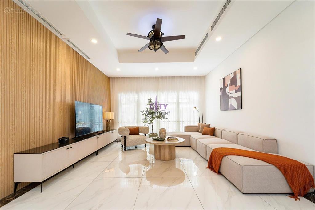 Cho thuê biệt thự saigon pearl ven sông đường d8 | không gian sống đẳng cấp giữa lòng thành phố