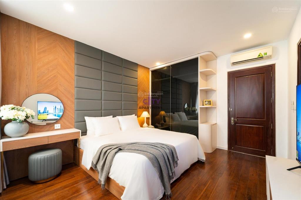 Cho thuê biệt thự saigon pearl ven sông đường d8 | không gian sống đẳng cấp giữa lòng thành phố