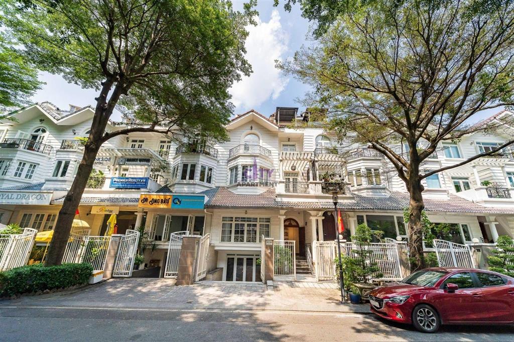 Cho thuê biệt thự saigon pearl ven sông đường d8 | không gian sống đẳng cấp giữa lòng thành phố