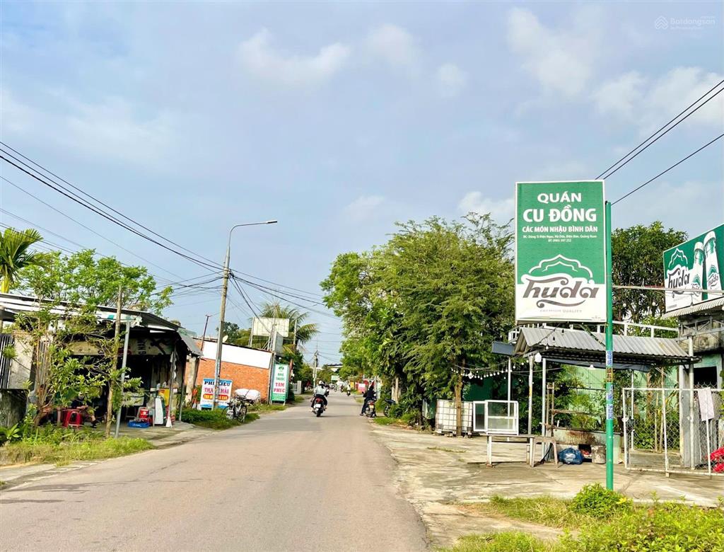Một lô hỗ trợ vayđất bê tông chính dũng sĩ điện ngọctrục kinh doanh sầm uấtthông rả biển