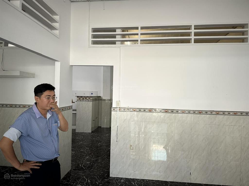 Hàng hiếm phường 1 mỹ tho nhà mặt tiền phan hiến đạo, sổ hồng riêng, giá chỉ 4,5 tỷ