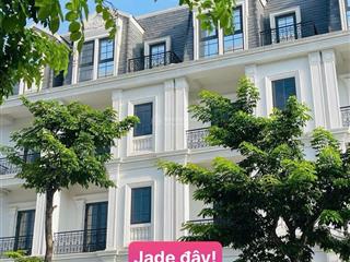 Chủ cần tiền cuối năm bán rẻ căn lk mặt ngoiaf đường lớn thông dài giá rất rẻ  rẻ hơn thị trường 5