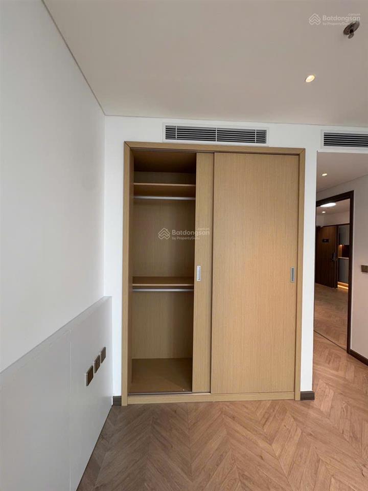 Chủ cần tiền bán nhanh căn 122m2 toà n01t6 view 2 toà khách sạn shilla giá rẻ!  0973 032 ***