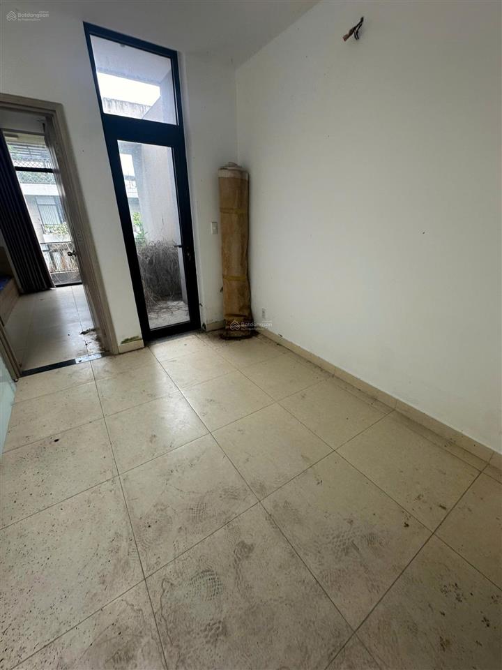 Bán nhà riêng mặt tiền citi bella 2 cát lái. giá 9,4 tỷ tl. 85m2