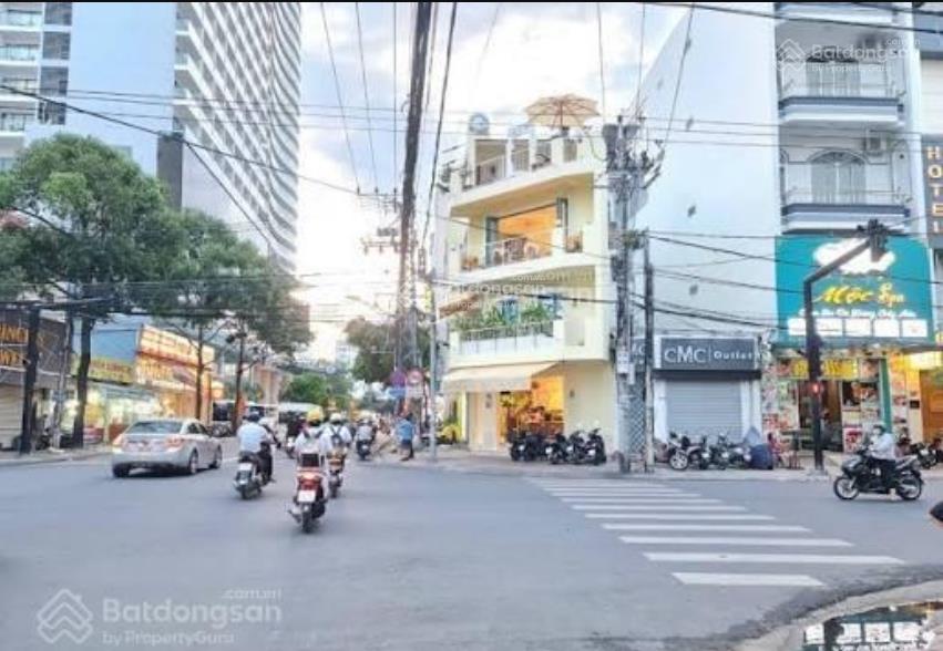 Bán nhà mặt phố tại nguyễn thị minh khai, 350 triệu/m2, 291.8m2, hướng tây bắc