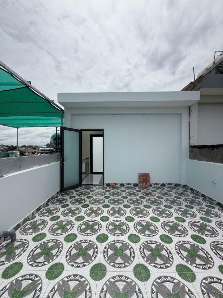 Nhà 4 tầng 52m2 chỉ 5.5 tỷ Hẻm xe hơi Tam Bình Thủ Đức