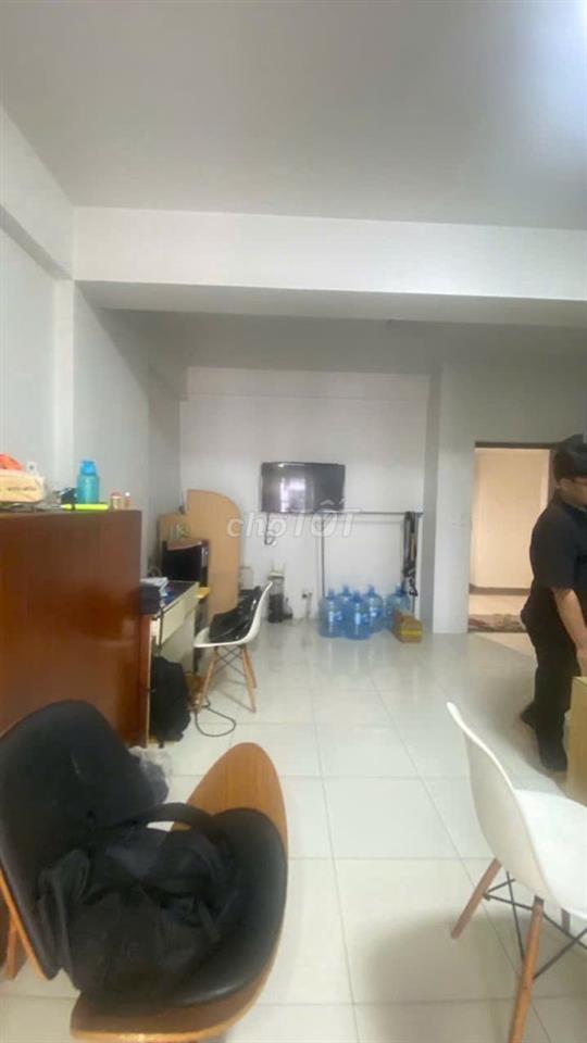 Chi thuê căn hộ Sky9, 63m2 2Pn 2Wc Ban công, Có Nội thất gần full, 8tr