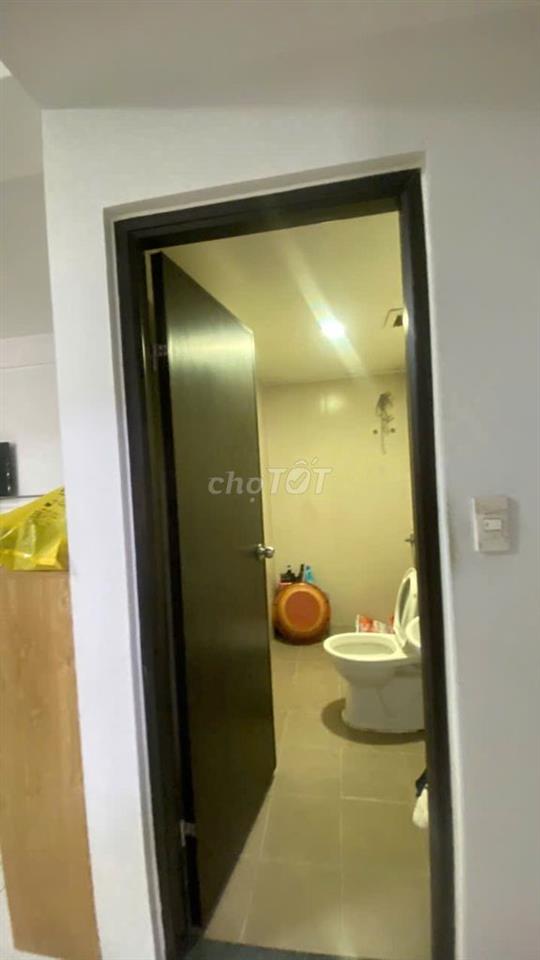 Chi thuê căn hộ Sky9, 63m2 2Pn 2Wc Ban công, Có Nội thất gần full, 8tr