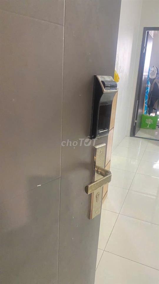 Chi thuê căn hộ Sky9, 63m2 2Pn 2Wc Ban công, Có Nội thất gần full, 8tr