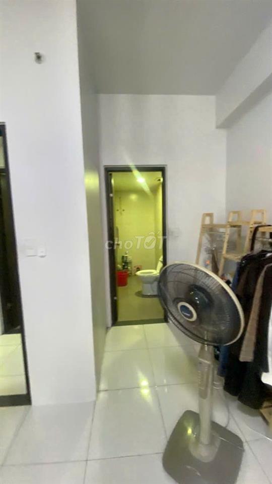Chi thuê căn hộ Sky9, 63m2 2Pn 2Wc Ban công, Có Nội thất gần full, 8tr