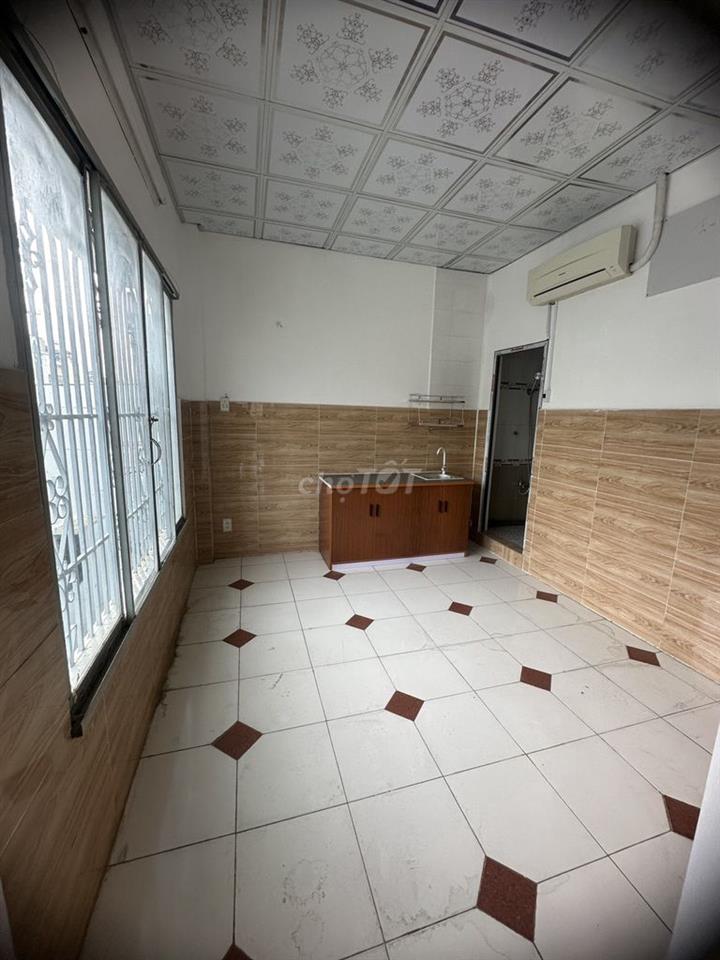 CHO THUÊ PHÒNG GẦN ĐHCN CƠ SỞ 2