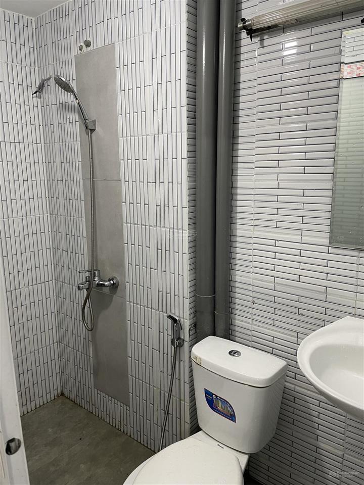 Bán nhà 226/..., gò vấp, 6.15 tỷ, 58,9m2, sổ hồng (có sân vườn trước nhà  hẻm nội bộ 3 căn)