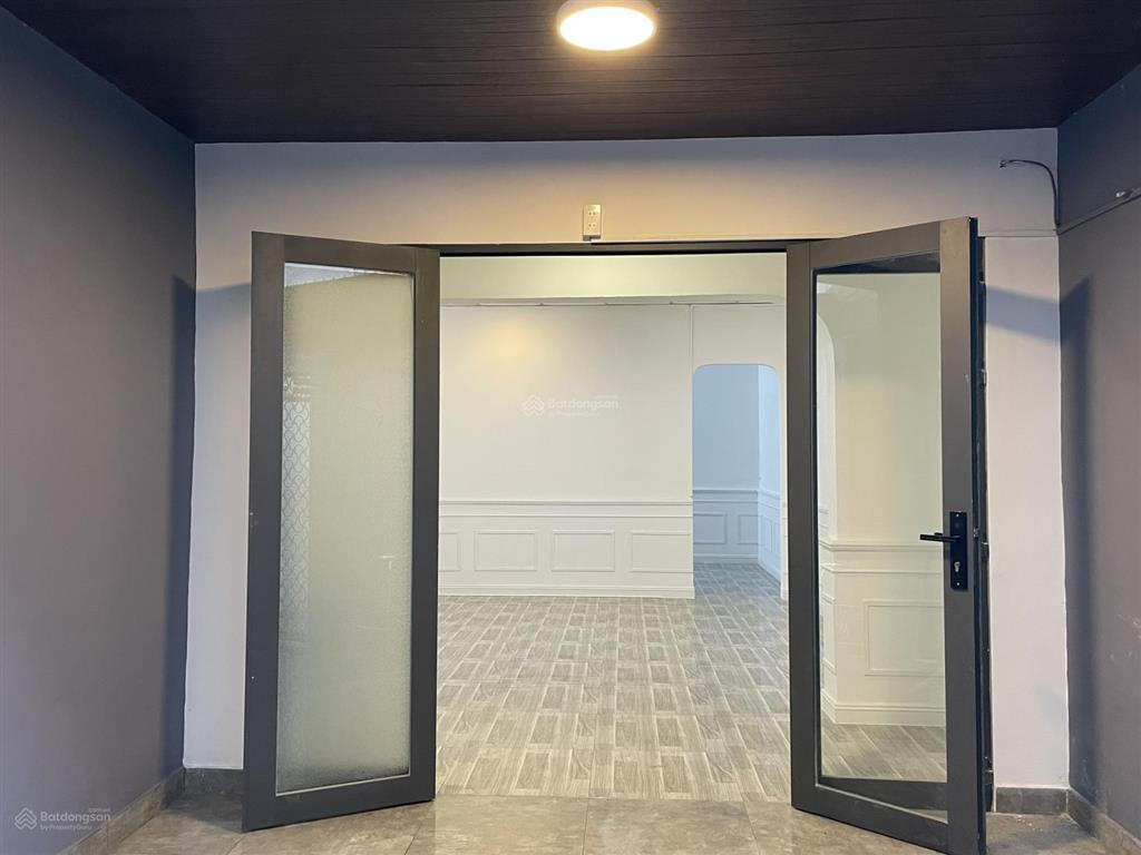 Bán nhà 226/..., gò vấp, 6.15 tỷ, 58,9m2, sổ hồng (có sân vườn trước nhà  hẻm nội bộ 3 căn)