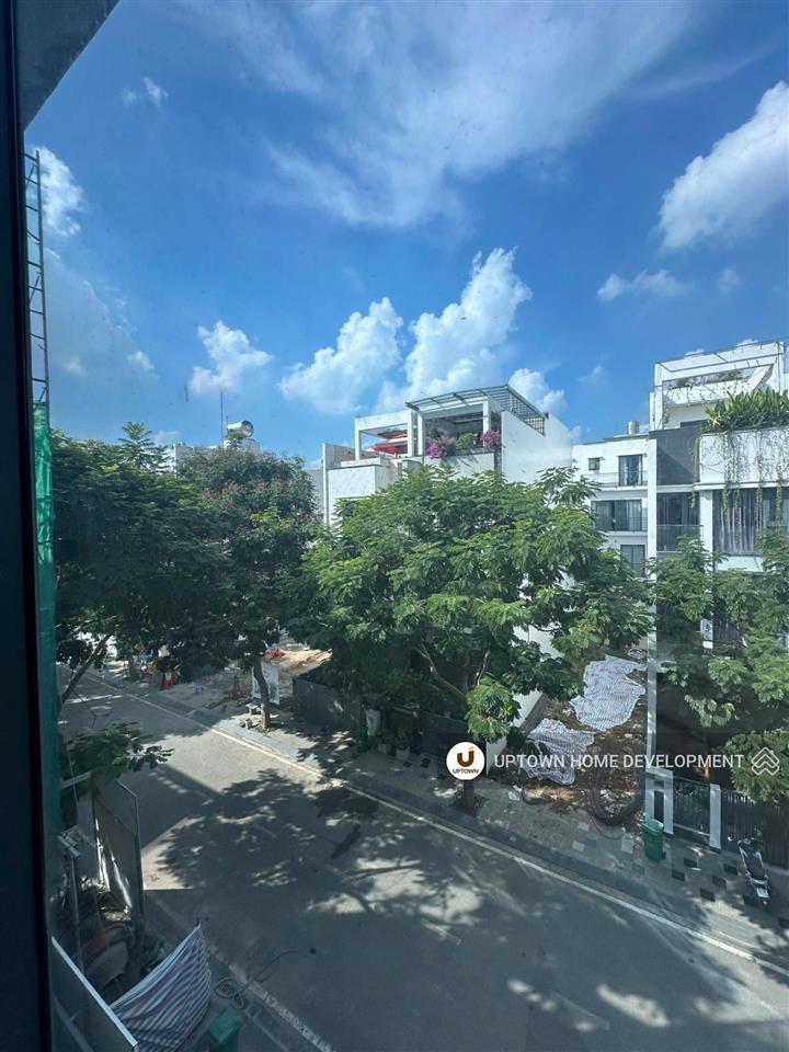 [saigon mystery] nhà phố liền kề kế đảo kim cương cho thuê 65 triệu | trống sẳn