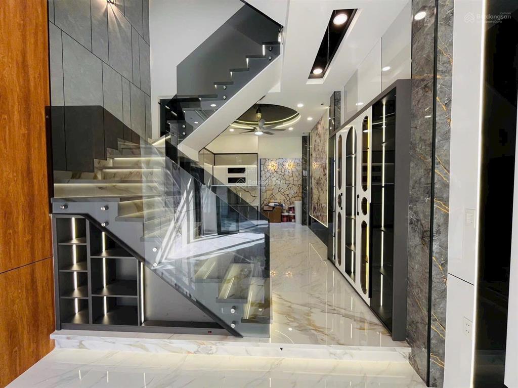 Nhà mới trệt 2 lầu gần chợ minh phát tx22