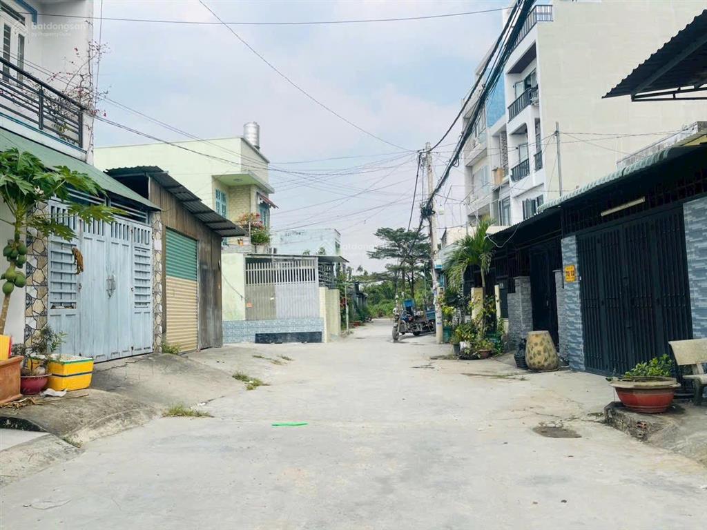 Đất thổ cư (4x16.5m) hẻm xe hơi gần trường cao đẳng điện lực (2 lô liền kề)