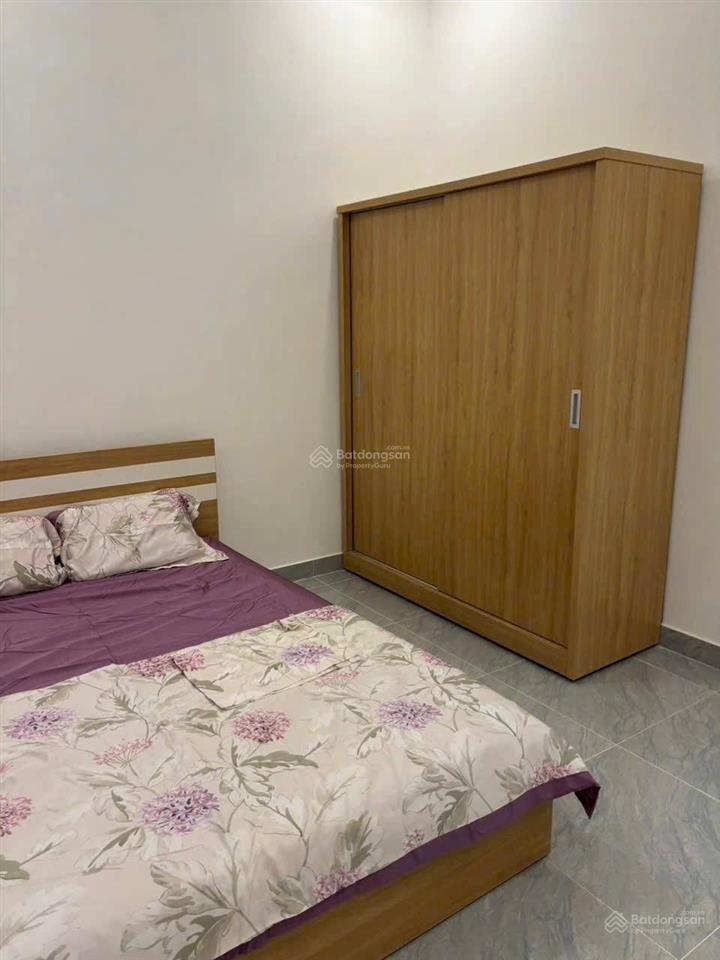 Nhà 3 phòng ngủ ngay chợ cầu đồng ngã tư ga