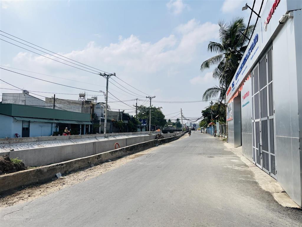 Đất rộng 135m2 ngang 7.14m hẻm xe hơi