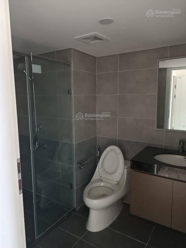 Cho thuê căn góc  120m2 tại sunshine palace, 15 triệu/tháng, view cầu vĩnh tuy sông hồng