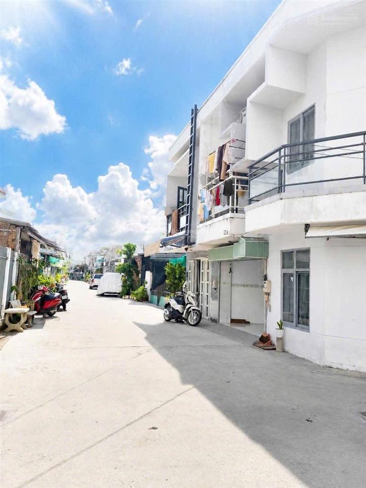 1.65tỷ 3.2 x 10m 1 lầu 2 phòng ngủ