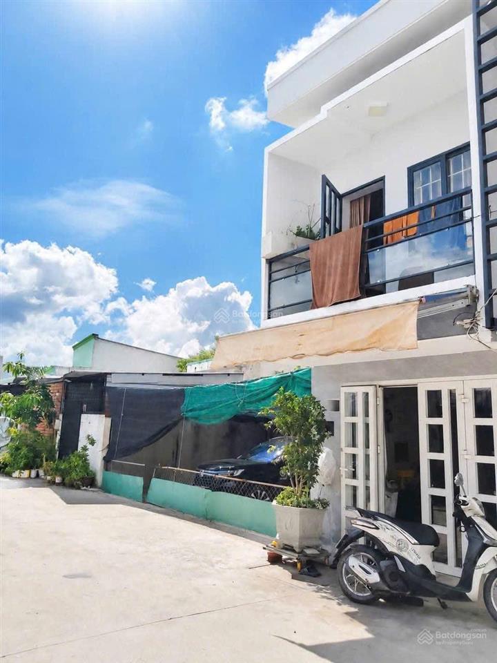 1.65tỷ 3.2 x 10m 1 lầu 2 phòng ngủ