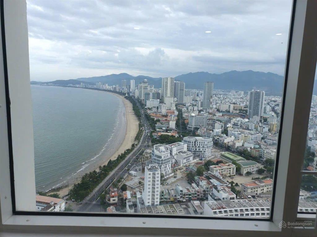 Cận tết cần tiền,cc bán căn hiếm góc phố biển số 7676m2 mà giá tốt mường thanh số4 trần phú