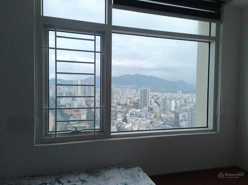 Cận tết cần tiền,cc bán căn hiếm góc phố biển số 7676m2 mà giá tốt mường thanh số4 trần phú