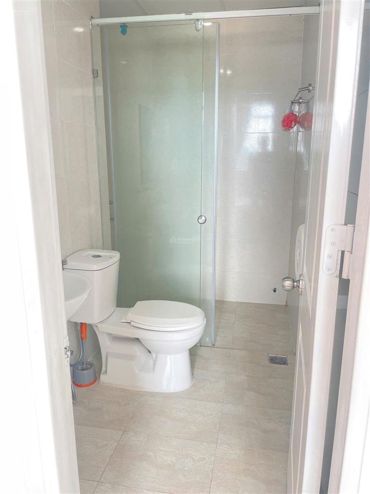 Rẻ 200tr căn giếng trời số 16 đẹp tầng cao full đồ mường thanh 04 trần phú