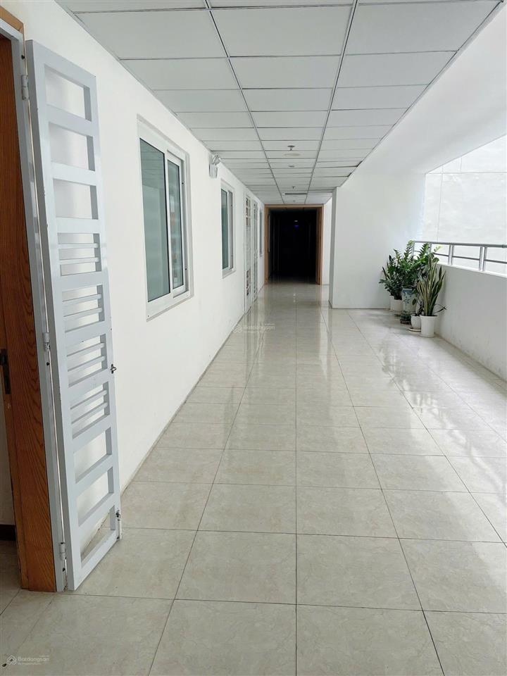 Rẻ 200tr căn giếng trời số 16 đẹp tầng cao full đồ mường thanh 04 trần phú