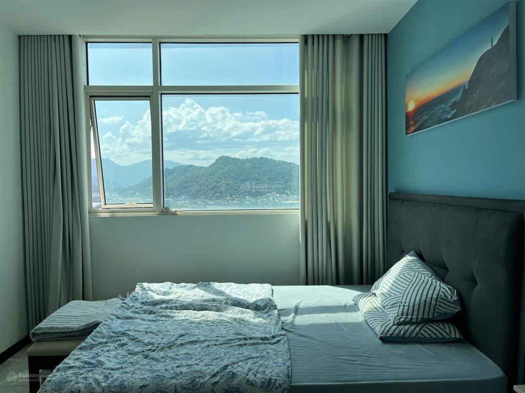 Bán căn view sông 138m², tầng đẹp, giá tốt trong tháng 6 mường thanh 04 trần phú