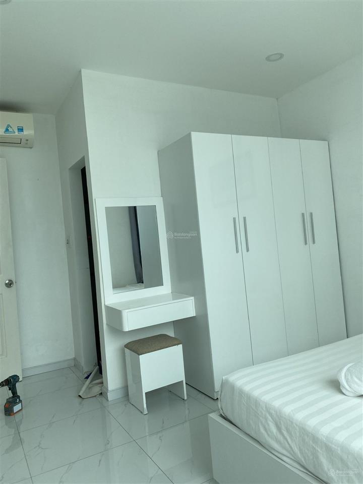 Căn góc số 76, 3 mặt thoáng, rộng 76 m2, tầng cao ít ai bán tại mường thanh 04 trần phú