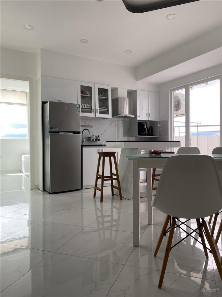 Căn góc số 76, 3 mặt thoáng, rộng 76 m2, tầng cao ít ai bán tại mường thanh 04 trần phú