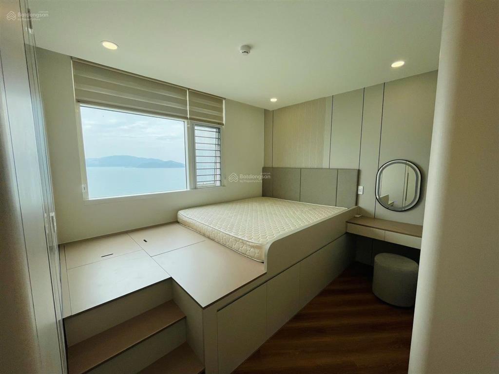 Căn hoa hậu góc biển số 34 76m2 3 view biển nt mới 100% sang trọng tại mường thanh 04 trần phú