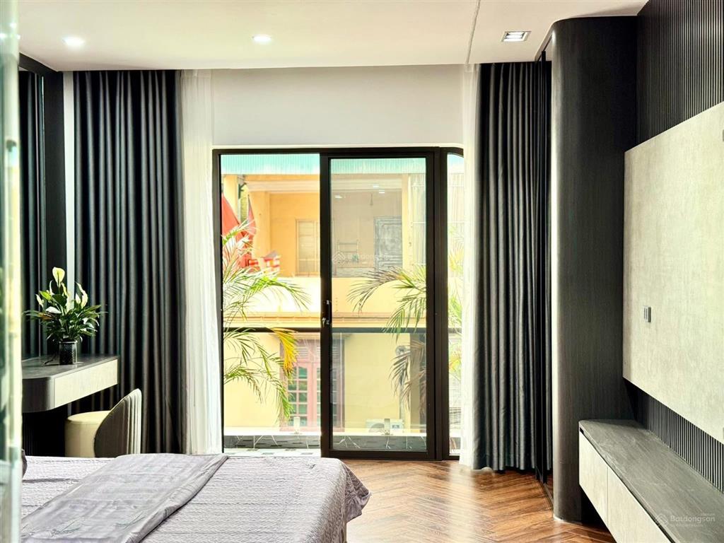 Chính chủ nhờ bán nhà mặt ngõ 68 nguyễn văn linh ngay chợ đồng dinh
