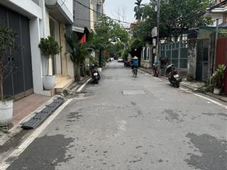 Chính chủ nhờ bán lô đất siêu đẹp 230 m2 khu a 38 tư đình long biên hà nội