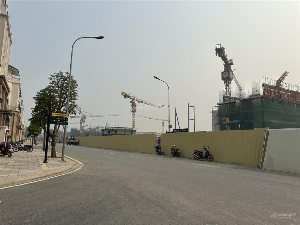 Chính chủ nhờ bán liền kề vin ocepark 3, 60 m2 hơn 9 tỷ