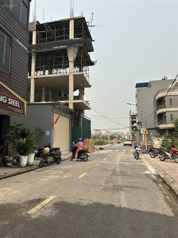 Bán 2 lô đất đấu giá cạnh nhau 150 m2 mặt tiền 10 mét