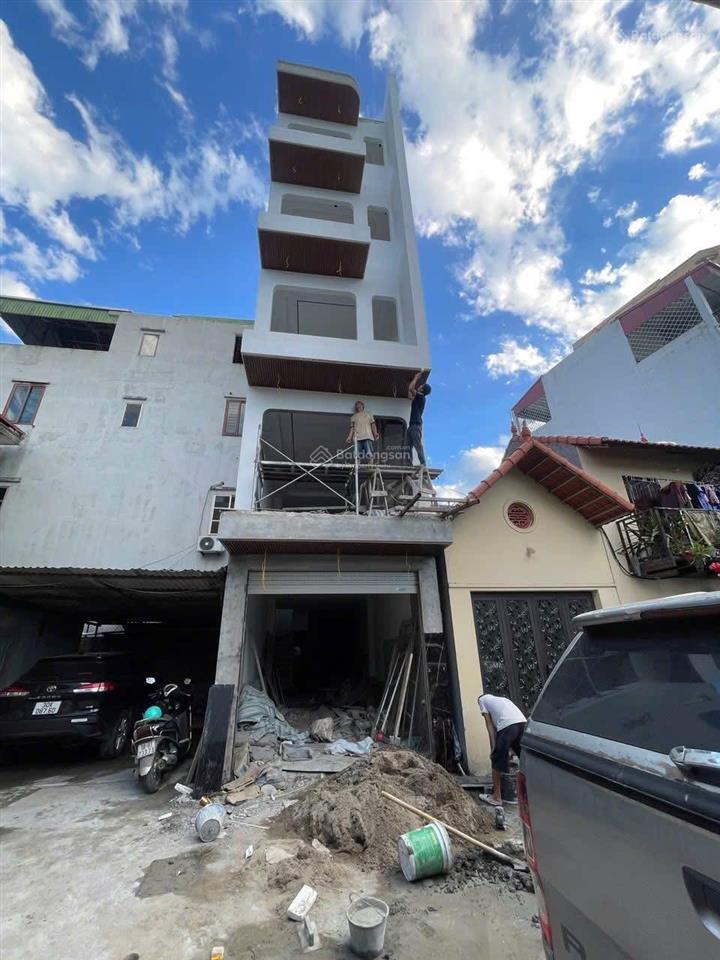 Bán nhà 45 m² xây 6 tầng thang máy trung tâm phường long biên