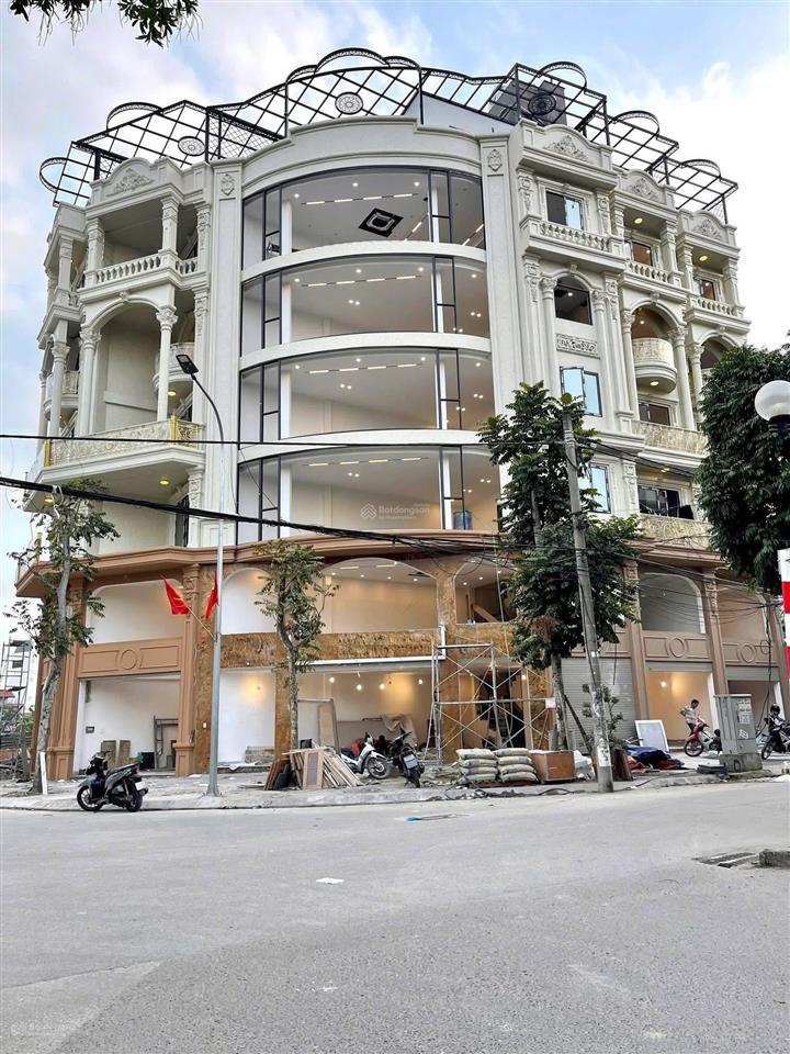 Bán nhà mặt phố cự khối 7 tầng thang máy giá nhỉnh 17 tỷ