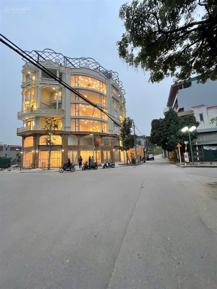 Bán nhà mặt phố cự khối 7 tầng thang máy giá nhỉnh 17 tỷ