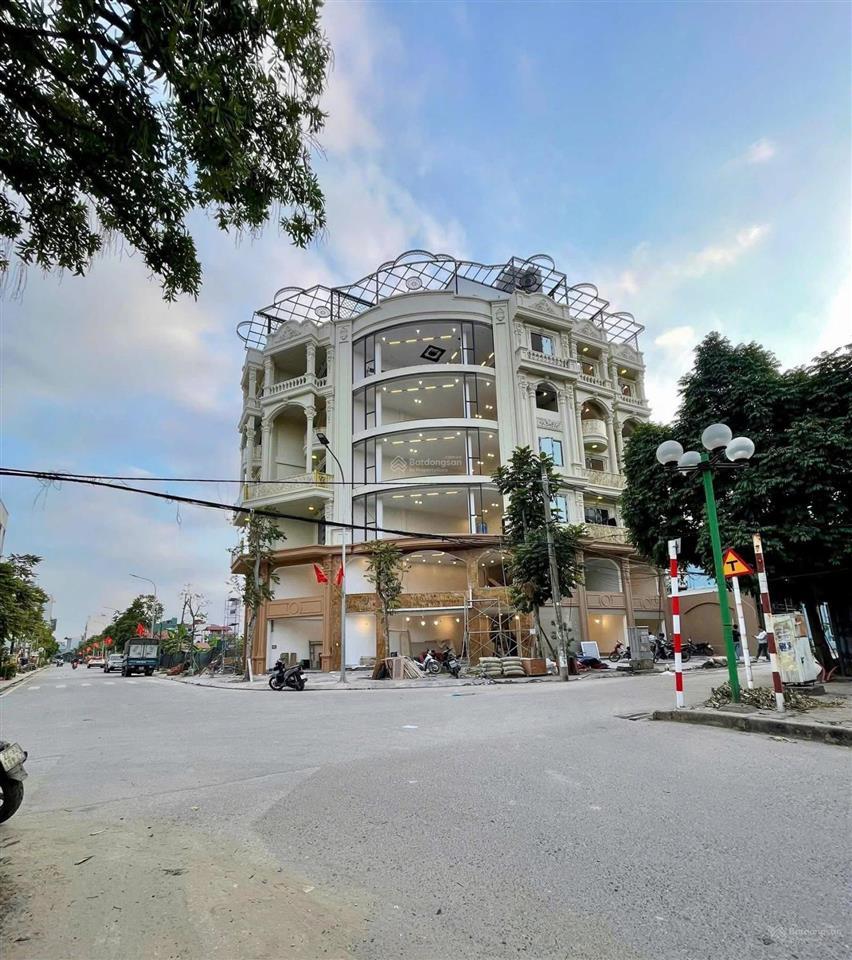 Bán nhà mặt phố cự khối 7 tầng thang máy giá nhỉnh 17 tỷ