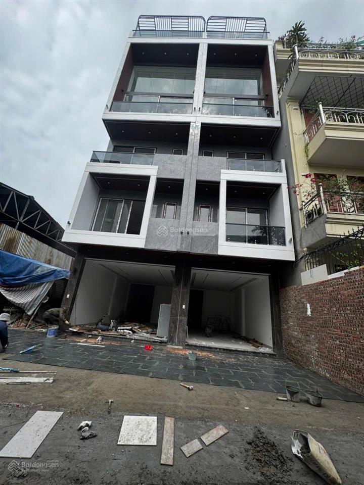 Bán gấp nhà 71 m² thạch bàn ô tô vào nhà xây 6 tầng thang máy