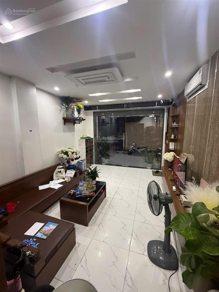 Bán nhà dân xây 50 m2 kinh doanh các kiểu, xây 4 tầng, tổ 10 thạch bàn long biên