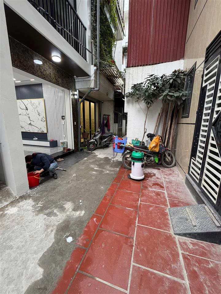 Bán nhà xây độc lập 1 căn 32 m2 xây 6 tầng vũ xuân thiều long biên hà nội