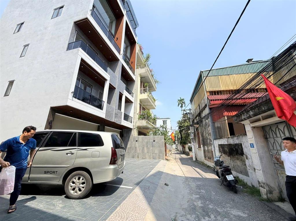 Bán nhà 90m2 xây 6 tầng thang máy nhỉnh 12 tỷ