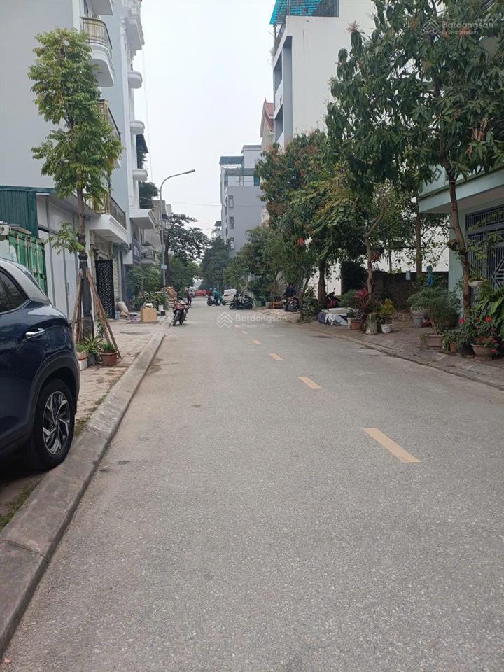 Chính chủ bán lô đất tdc thạch bàn 68 m2