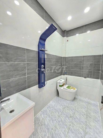 Bán nhà 1 trệt 1 lầu gần làng đại học quốc gia hồ chí minh