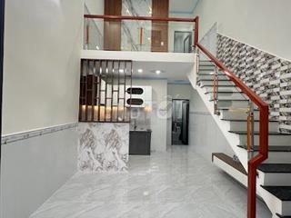 Bán nhà cấp 4 gác lửng gần chợ tân long dĩ an 